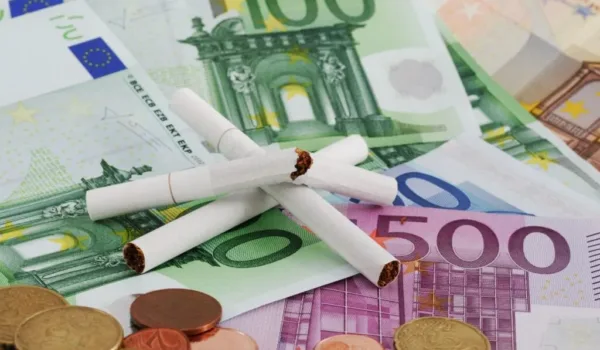 Geld besparen stoppen met roken