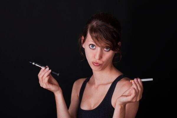 Hoe verslavend is de e-sigaret?